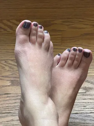 OnlyFans cuenta queenoffeet3 header 2