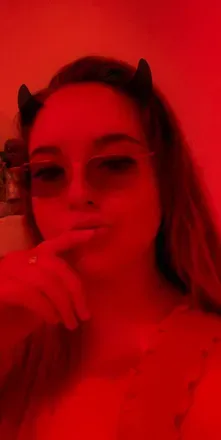 OnlyFans account  annapeachpie avatar 1