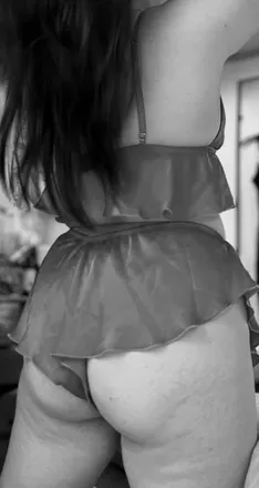 OnlyFans cuenta halieberry1 header 2