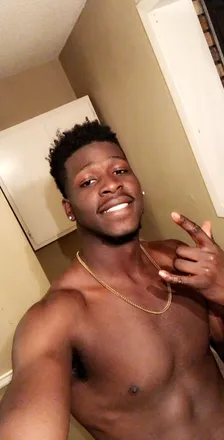 OnlyFans cuenta chocolate93 header 2