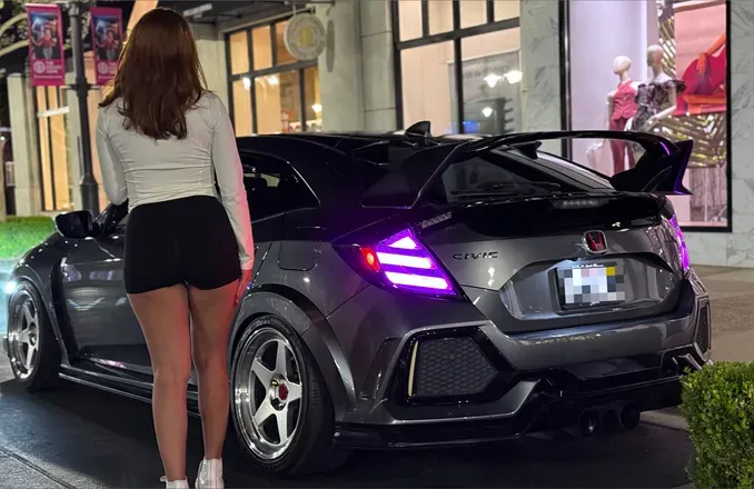OnlyFans account  squishywrx header 2