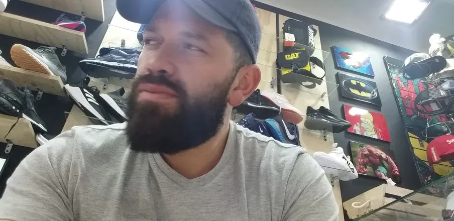 OnlyFans cuenta profeluis avatar 1