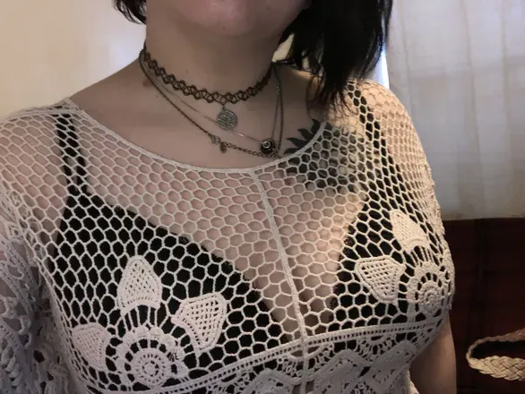 OnlyFans account  irisblack02 avatar 1