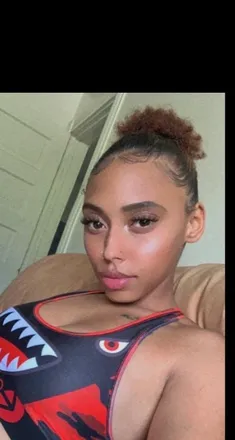 OnlyFans cuenta prettylulaaliyah header 2