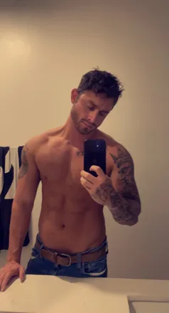 OnlyFans cuenta u132342302 header 2