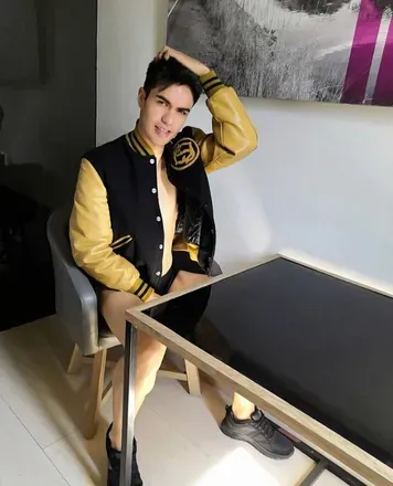 OnlyFans cuenta adamcastilloorozco avatar 1