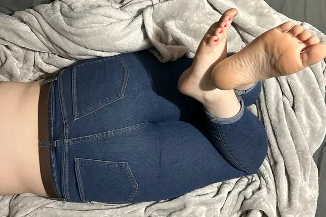 OnlyFans cuenta feet_n_ass header 2