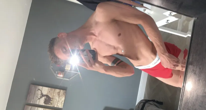 OnlyFans cuenta hungmidlandslad101 header 2
