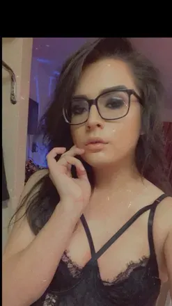 OnlyFans account  xx_she_reigns_supreme_xx avatar 1