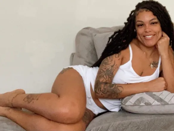 OnlyFans cuenta therealdimplezz header 2