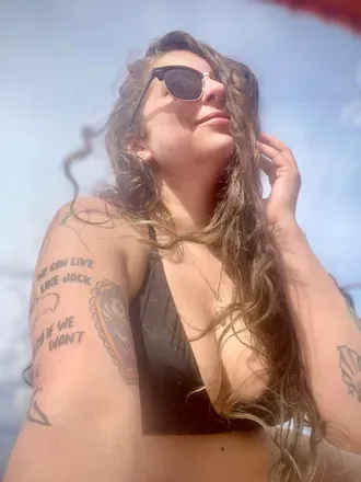 OnlyFans account  bekkalove avatar 1