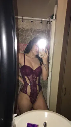 OnlyFans account  babybootyemmy avatar 1
