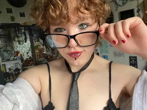 OnlyFans cuenta p1x1eboyfr1end avatar 1