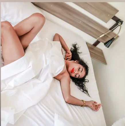 OnlyFans cuenta karuvega header 2