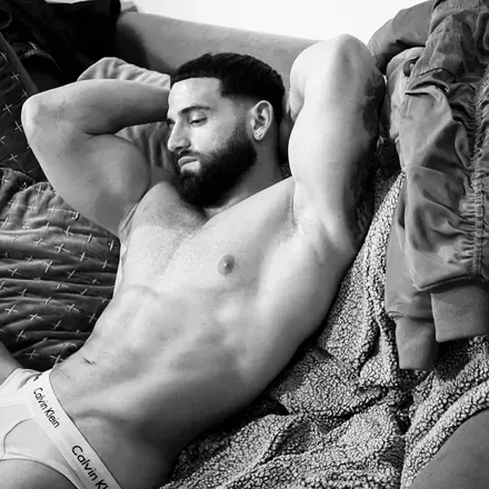 OnlyFans account  kingtommyyy header 2
