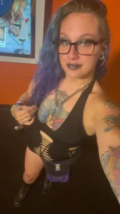 OnlyFans cuenta prettyink1nk avatar 1