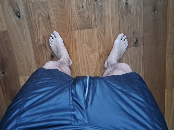 OnlyFans cuenta foot.fetish.master.4.u header 2