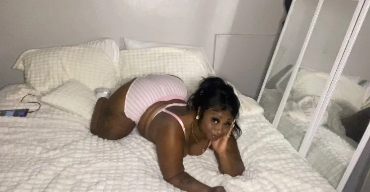 OnlyFans cuenta smurfette510 header 2