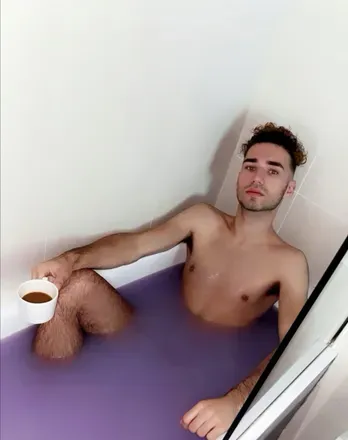 OnlyFans cuenta uwantdom7 header 2