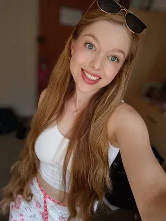 OnlyFans cuenta dreamingofamelia avatar 1