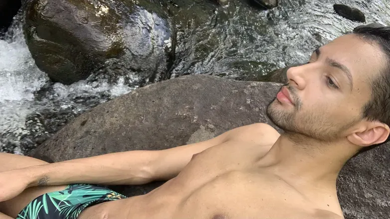 OnlyFans cuenta struharik header 2