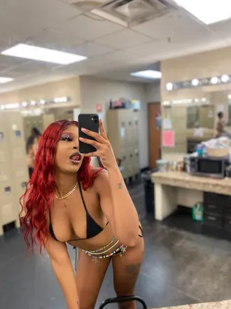 OnlyFans cuenta goldpuss555 avatar 1