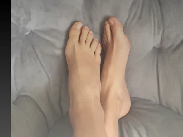 OnlyFans cuenta patipieslindos avatar 1
