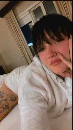 OnlyFans cuenta kaerina header 2