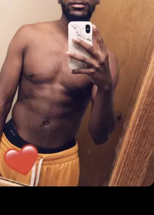 OnlyFans cuenta julesss6929 avatar 1
