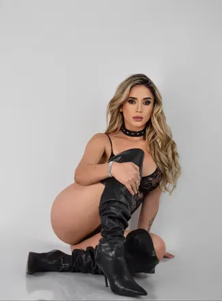 OnlyFans cuenta vikitureinita header 2