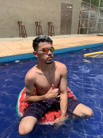 OnlyFans cuenta u195813913 header 2