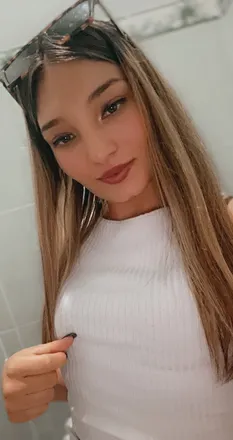 OnlyFans cuenta alexaa-lopez header 2