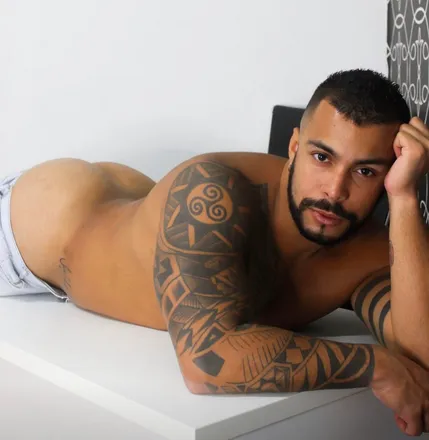 OnlyFans cuenta rafadelsantos header 2