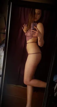 OnlyFans cuenta shaylenae header 1