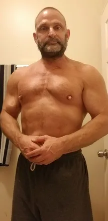 OnlyFans account  builtchub header 2