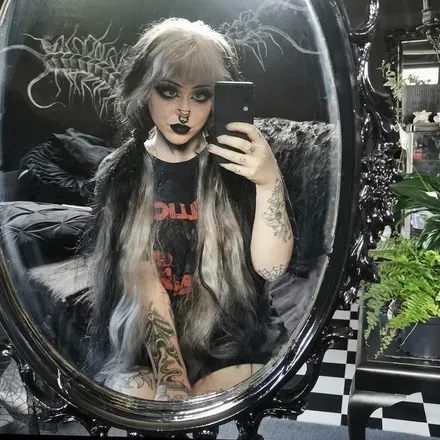 OnlyFans account  opal_grey avatar 1