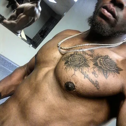 OnlyFans cuenta chedduh header 2