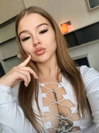 OnlyFans cuenta babyhi_lea avatar 1