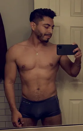 OnlyFans cuenta uncutbeast header 2
