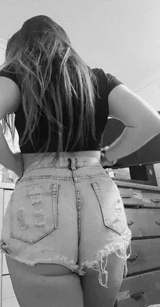 OnlyFans cuenta leahx96 header 2