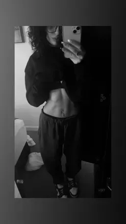 OnlyFans cuenta aria.rizzo header 2