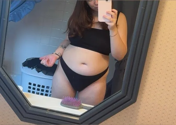 OnlyFans cuenta bdsmbaddie169 header 2