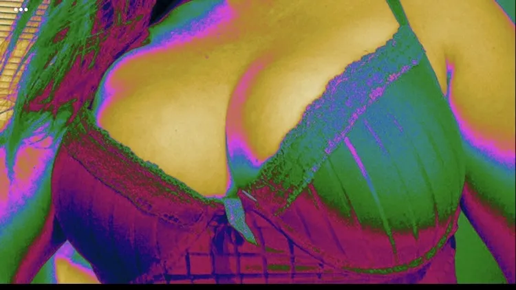 OnlyFans cuenta theoneandonlyhunnibunni header 2
