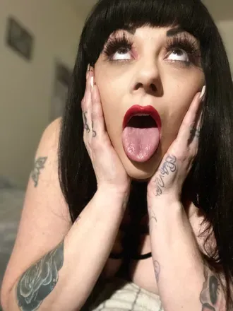 OnlyFans cuenta sexxiee8899 header 2