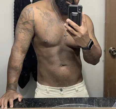 OnlyFans cuenta well_endowed avatar 1