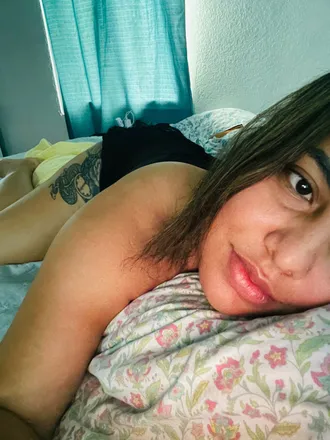OnlyFans cuenta marielasand17 header 2