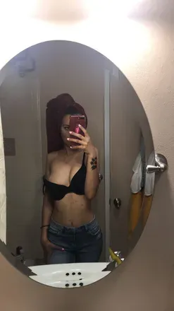 OnlyFans cuenta prettypenniee avatar 1