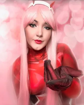 OnlyFans account  hellokristen avatar 1