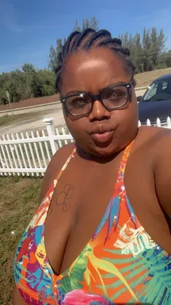 OnlyFans cuenta chubbybreeee header 2