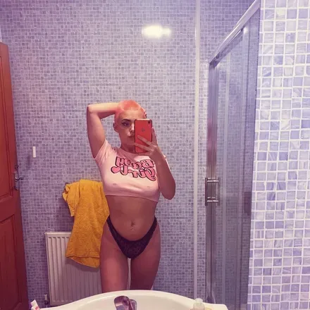 OnlyFans cuenta b4bygirl_x avatar 1